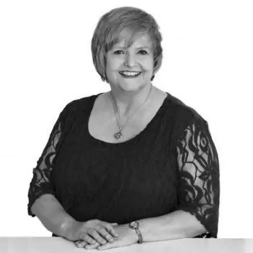 Julia Barry