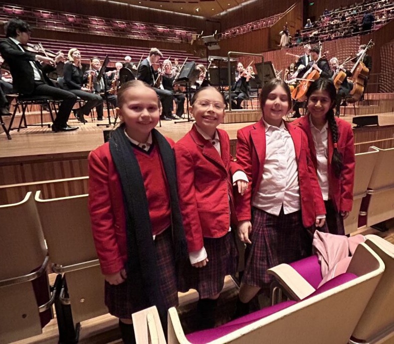 primary school,junior school,school excursion,music students,sydney schools